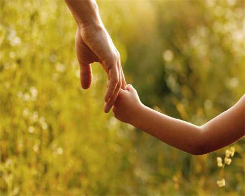 移植第八天长时间站着和坐车影不影响着床？移植第八天能不能坐着？